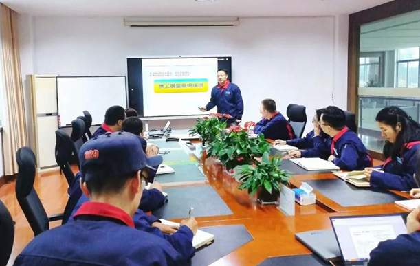 ����������ʶ����и��